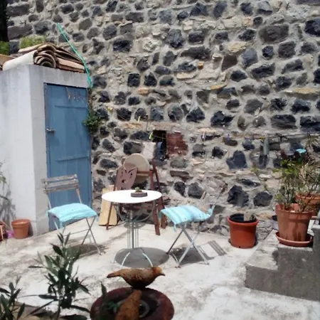 Apartamento Ruelles Et Terrasses Mirabel  Exterior foto